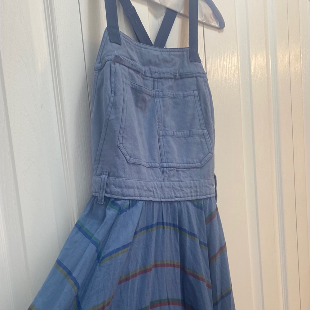 Free People Blue Maxi Dress with adjustable tie straps and pockets!